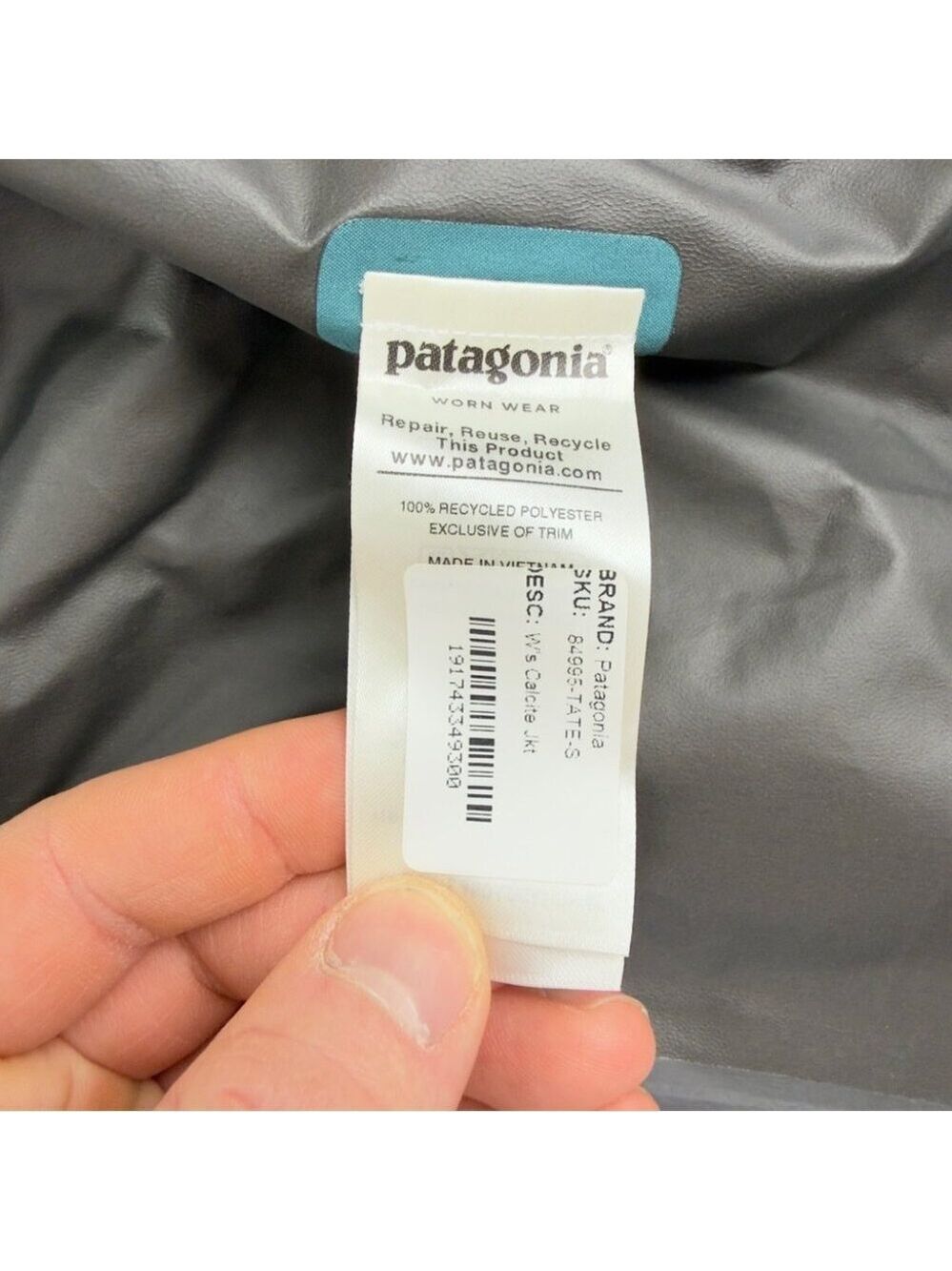 Patagonia NWT Women's Size Small Calcite Gore-tex Jacket 84995 Style Number - Picture 9 of 16